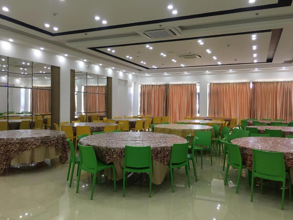 Hotel Primera Замбоанґа Екстер'єр фото