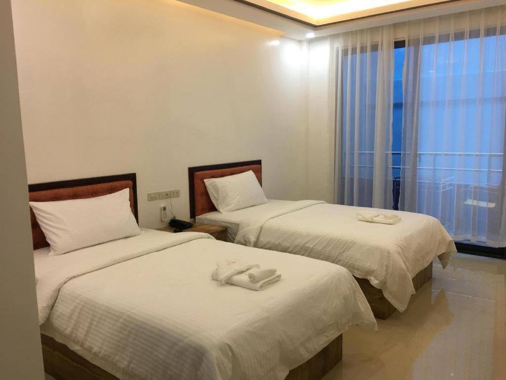 Hotel Primera Замбоанґа Екстер'єр фото