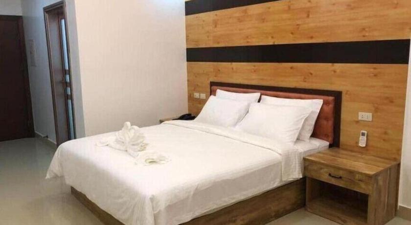 Hotel Primera Замбоанґа Екстер'єр фото