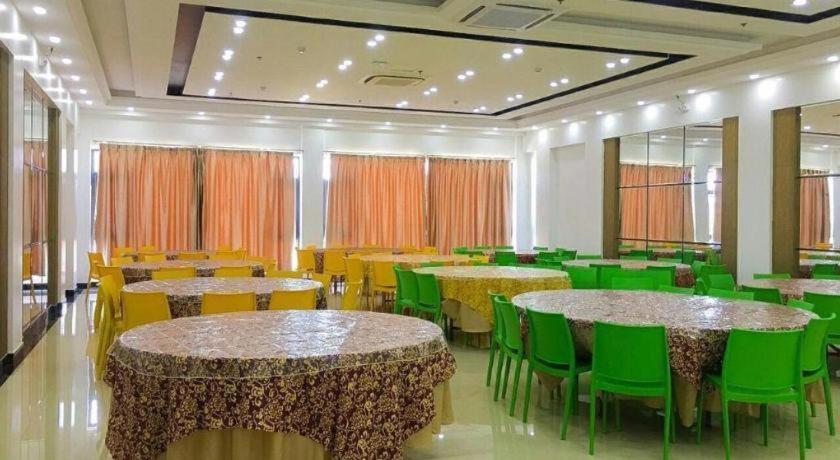 Hotel Primera Замбоанґа Екстер'єр фото