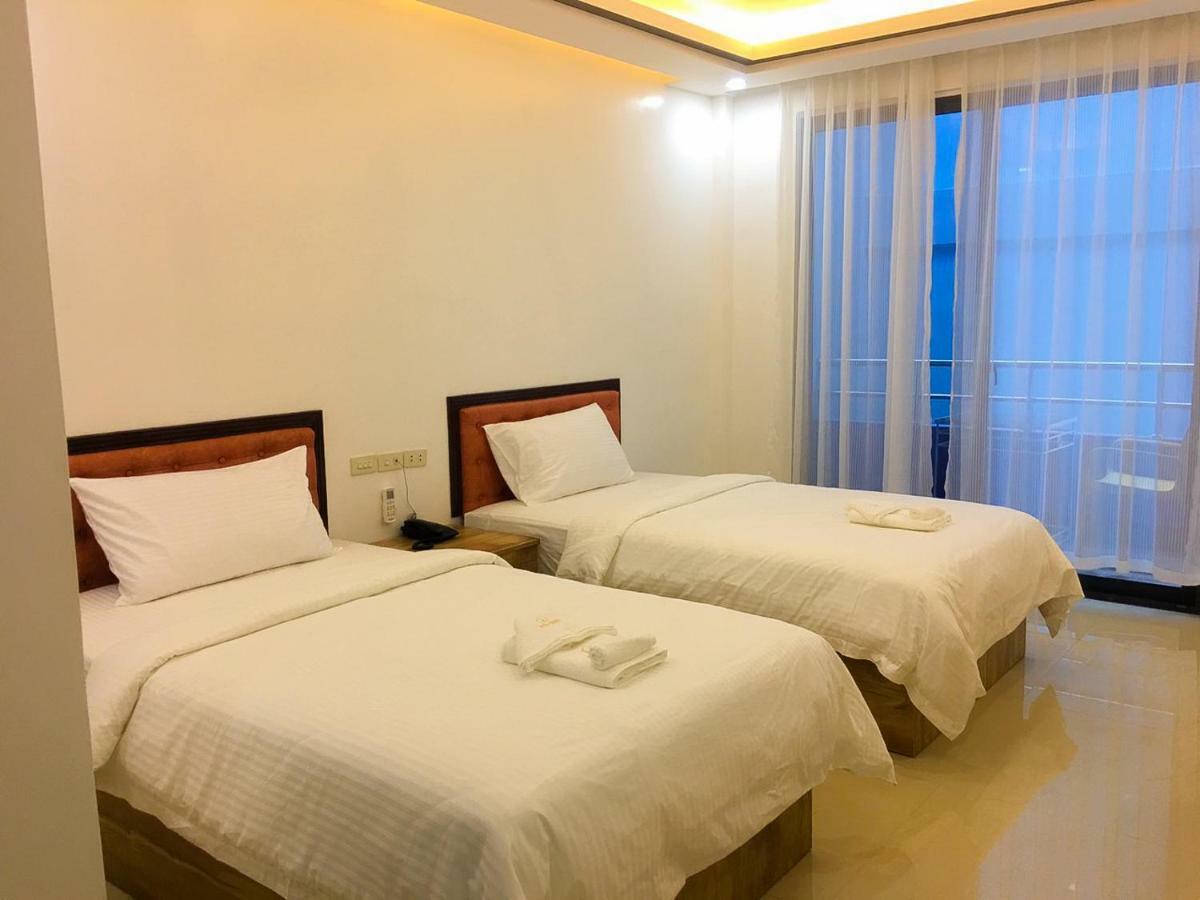 Hotel Primera Замбоанґа Екстер'єр фото